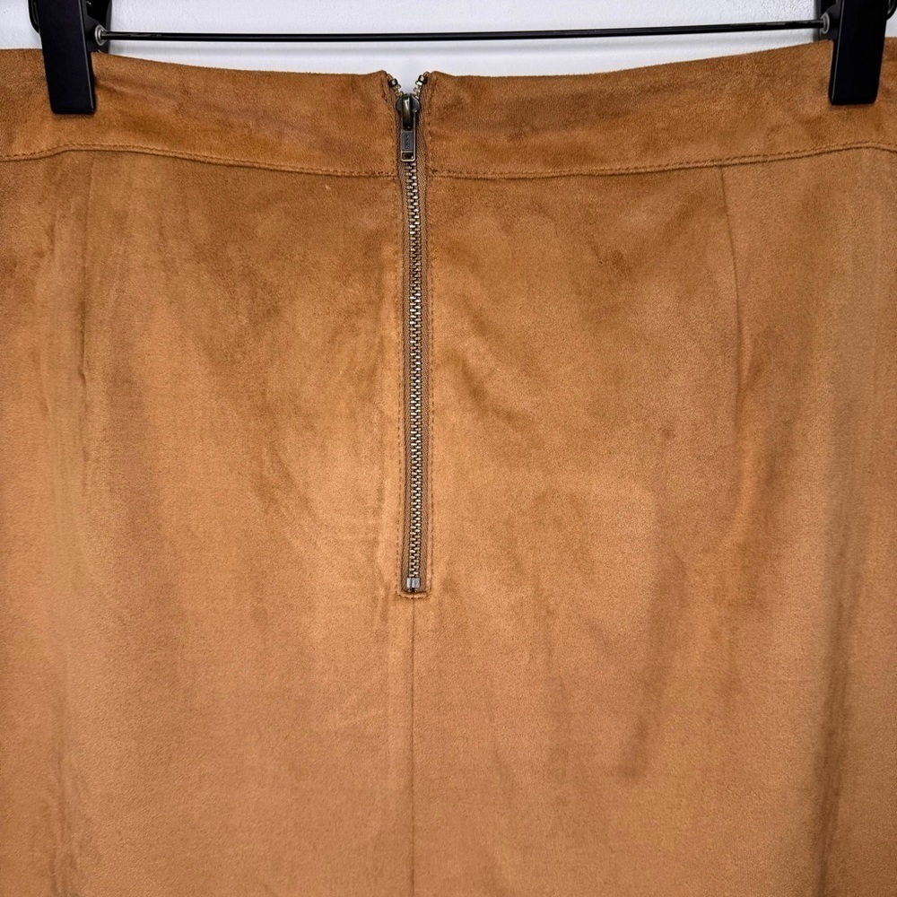 Reitman's Tan Faux Suede Button Down Mini Skirt Size 2x - Picture 9 of 14